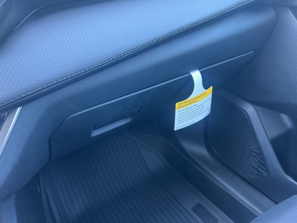New 2026 Chevrolet Equinox LT w/ Convenience Package II image 36