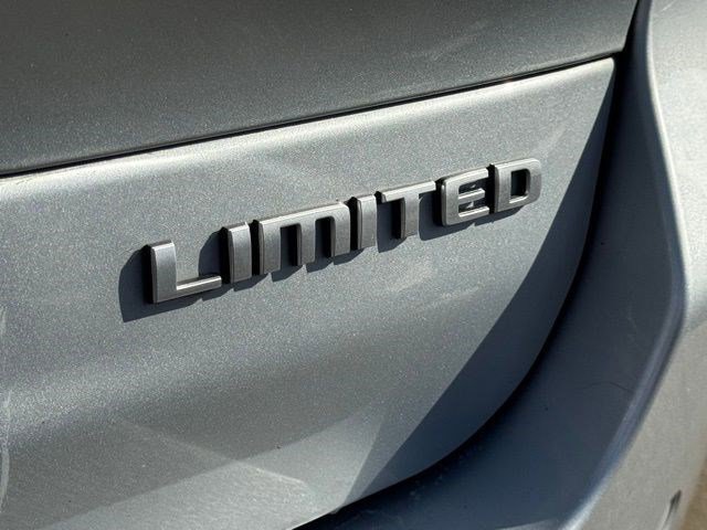Used 2024 Jeep Grand Cherokee L Limited w/ Luxury Tech Group II AWD/4WD image 36