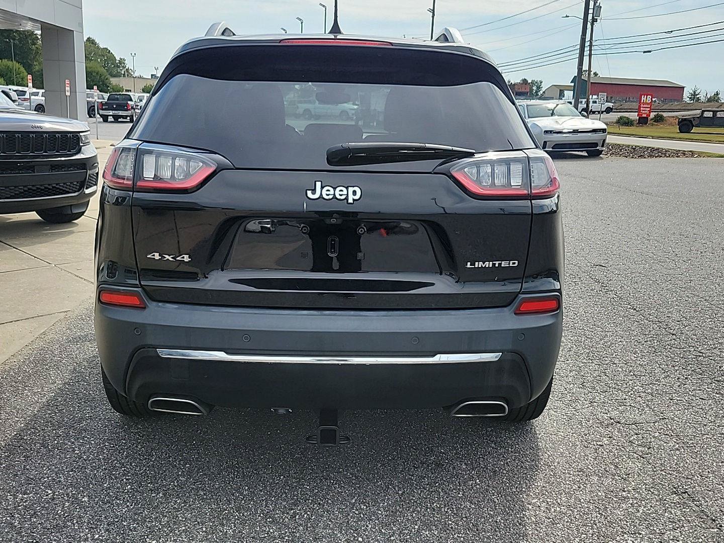 Certified 2019 Jeep Cherokee Limited AWD/4WD image 14