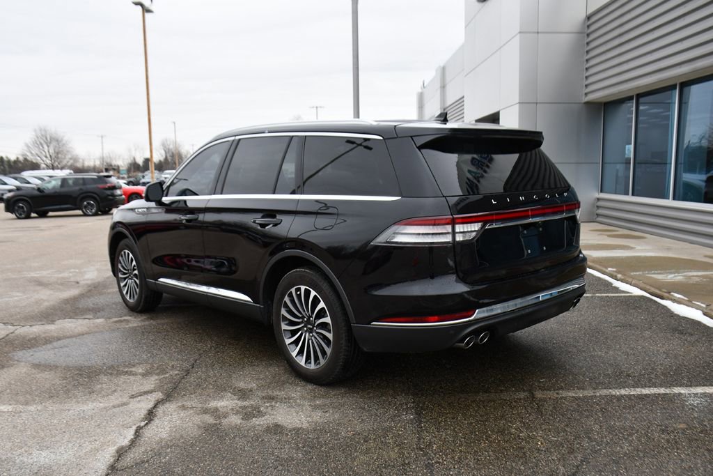 Used 2023 Lincoln Aviator Reserve w/ Equipment Group 201A AWD/4WD image 4