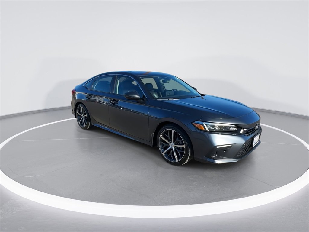 Used 2024 Honda Civic Touring image 3