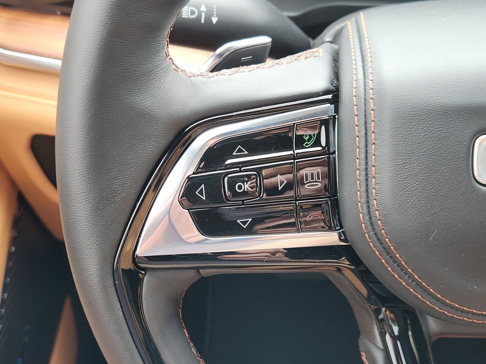New 2026 Jeep Grand Cherokee L Summit AWD/4WD image 38