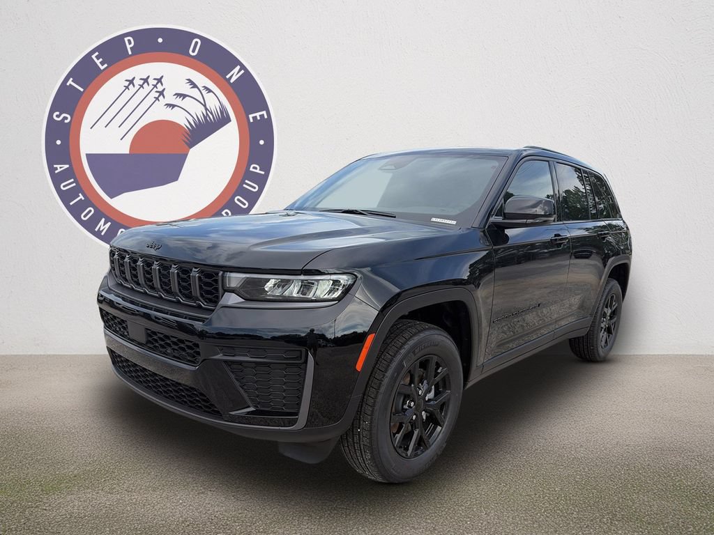 New 2026 Jeep Grand Cherokee Altitude RWD image 2