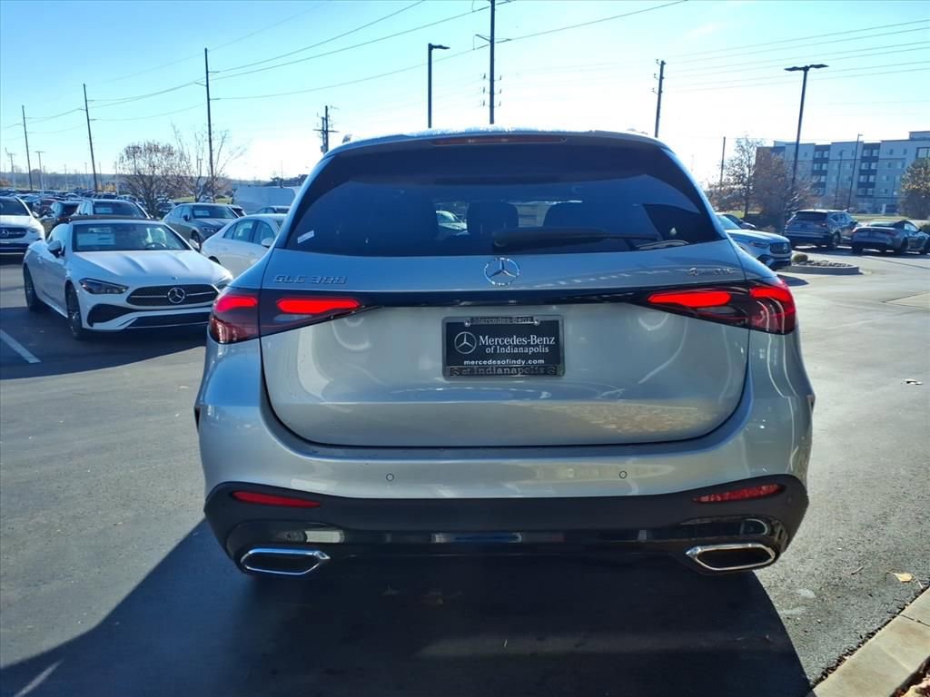 Certified 2026 Mercedes-Benz GLC 300 4MATIC image 5