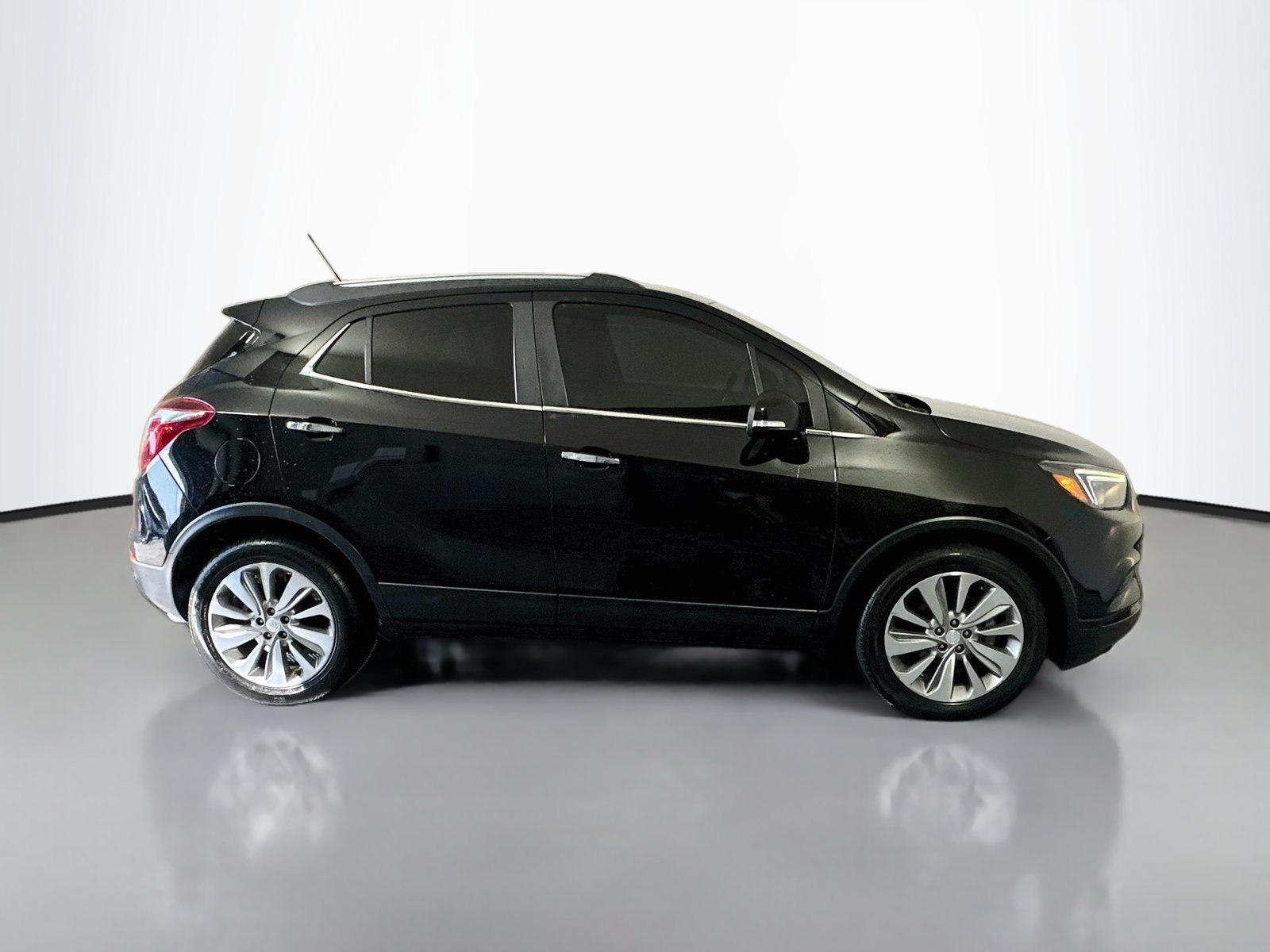 Used 2019 Buick Encore Preferred FWD image 8