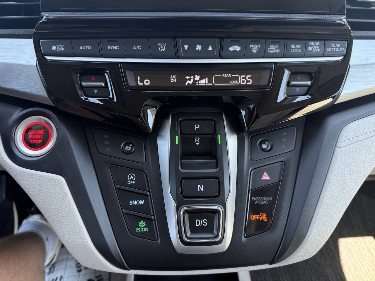Used 2025 Honda Odyssey EX-L image 32