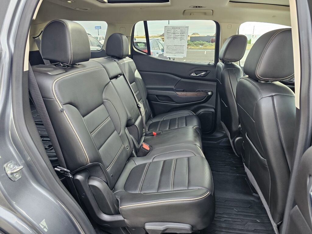 Used 2021 GMC Acadia Denali w/ GMC Pro Grade Package AWD/4WD image 13