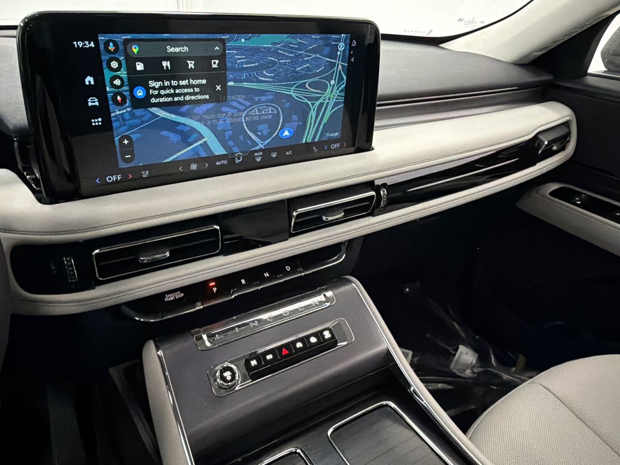 New 2026 Lincoln Aviator AWD image 28