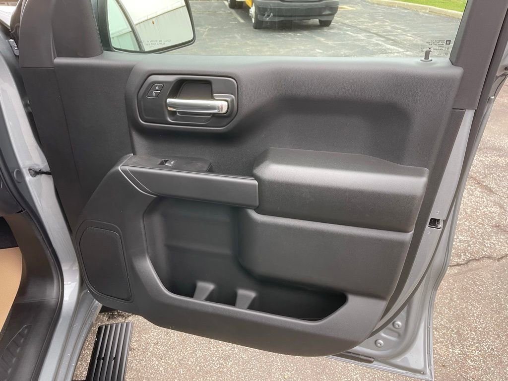 New 2026 Chevrolet Silverado 1500 W/T w/ WT Value Package AWD/4WD image 19