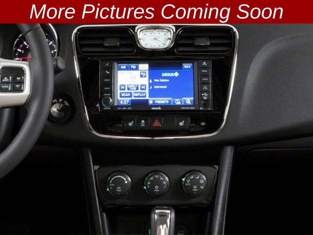 Used 2013 Chrysler 200 Limited FWD image 11