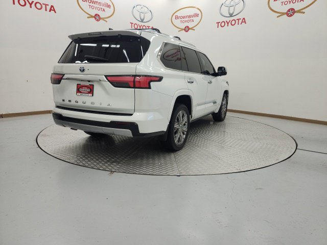 Certified 2024 Toyota Sequoia Capstone AWD/4WD image 5
