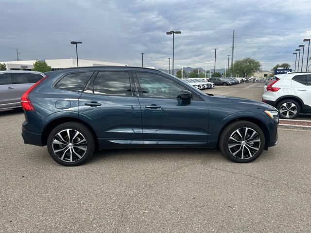 Used 2024 Volvo XC60 B5 Plus AWD/4WD image 2