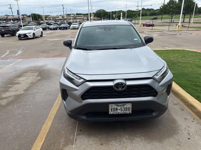 Used 2025 Toyota RAV4 LE image 2