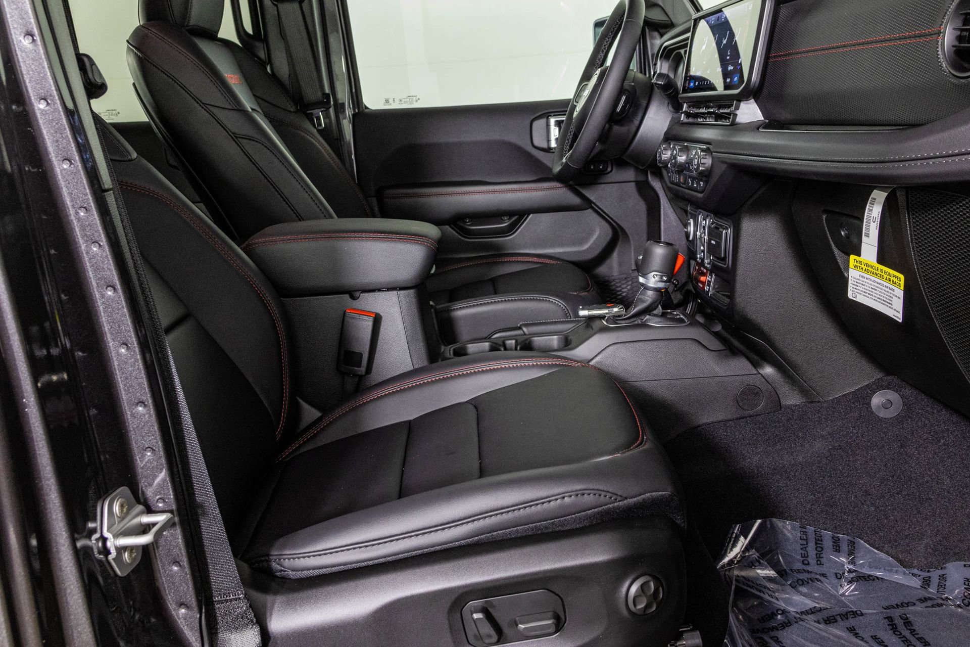 New 2026 Jeep Wrangler Unlimited Rubicon AWD/4WD image 39