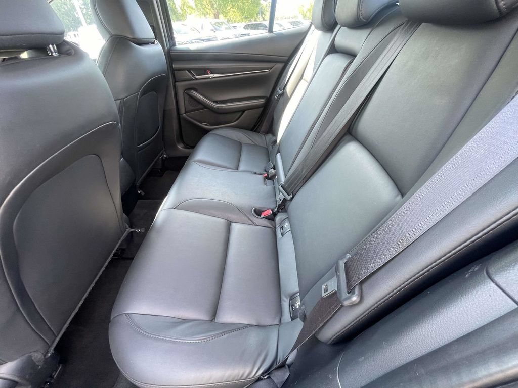 Used 2024 MAZDA MAZDA3 s FWD image 12
