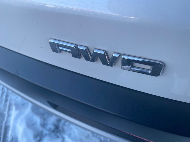 Used 2019 GMC Acadia SLT image 45