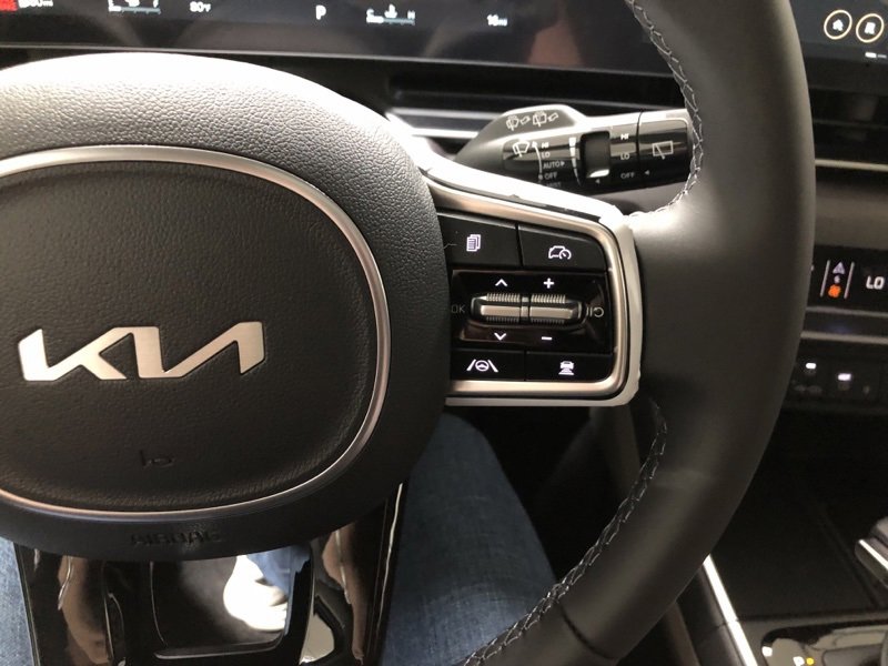 New 2026 Kia Carnival SX image 27