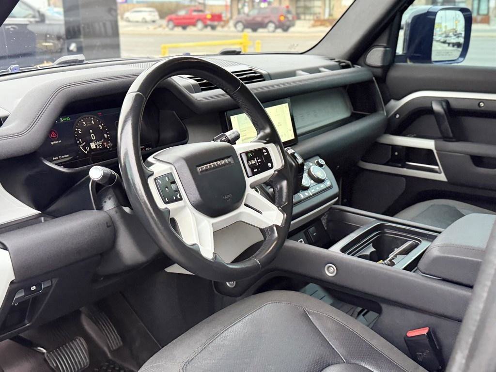 Used 2020 Land Rover Defender 110 First Edition AWD/4WD image 25