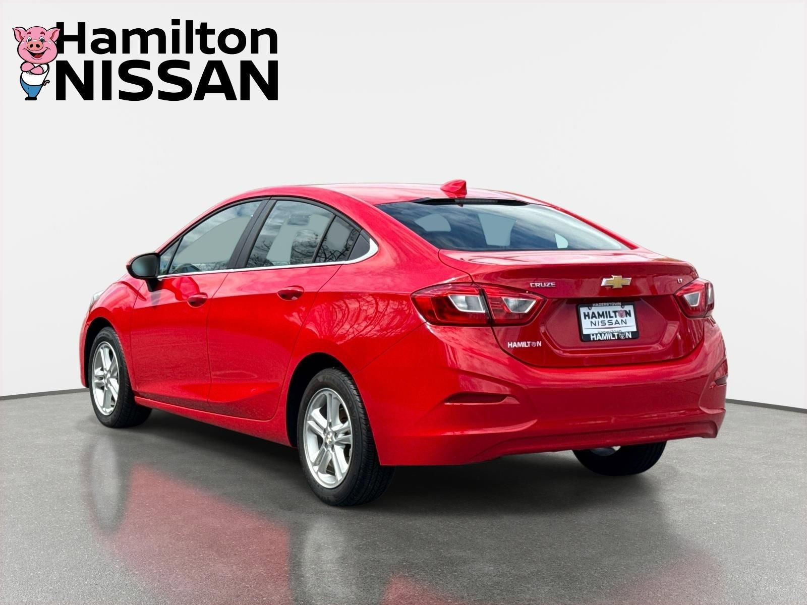 Used 2018 Chevrolet Cruze LT w/ Convenience Package image 4