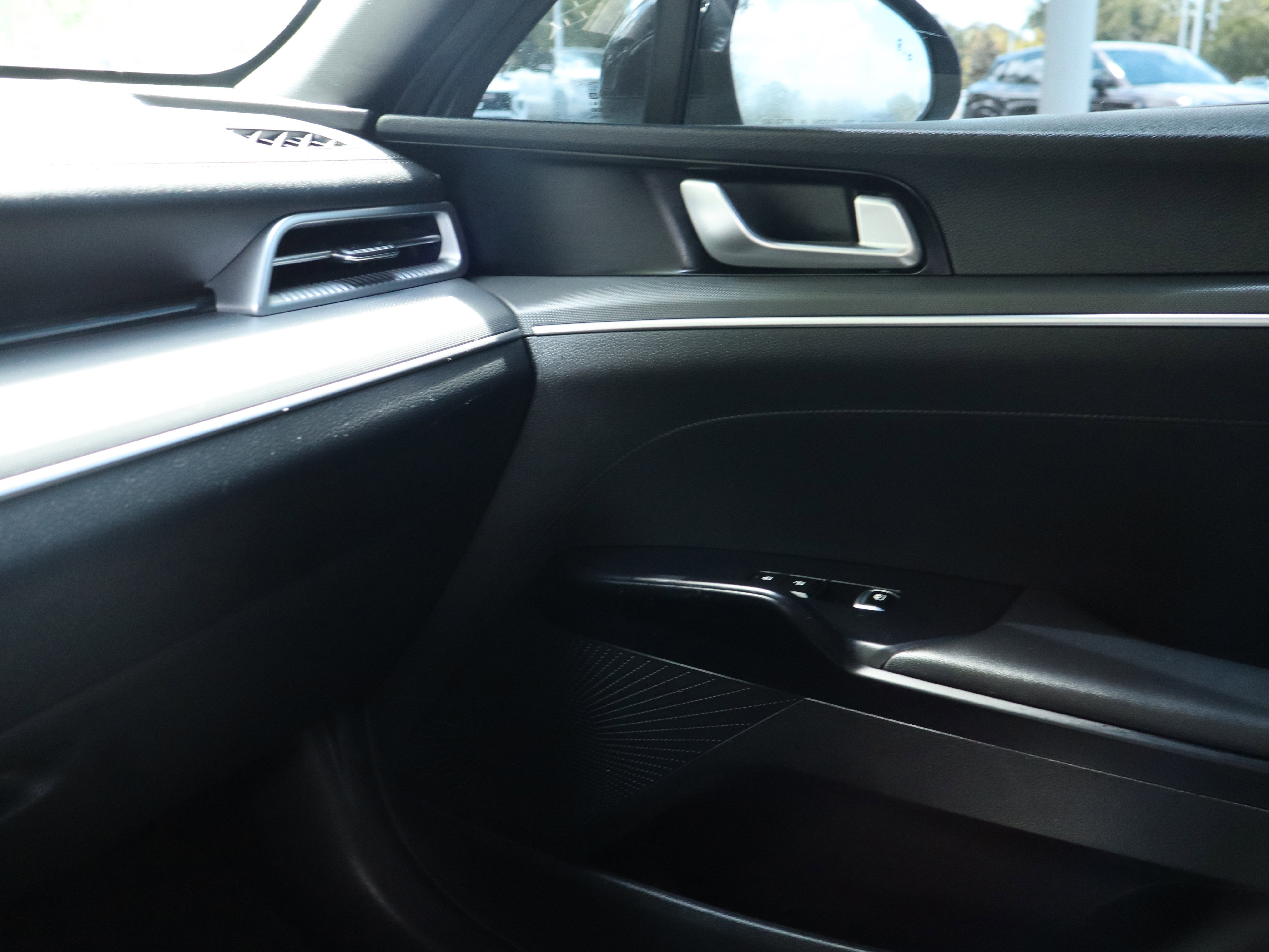 Used 2021 Kia K5 GT-Line FWD image 37