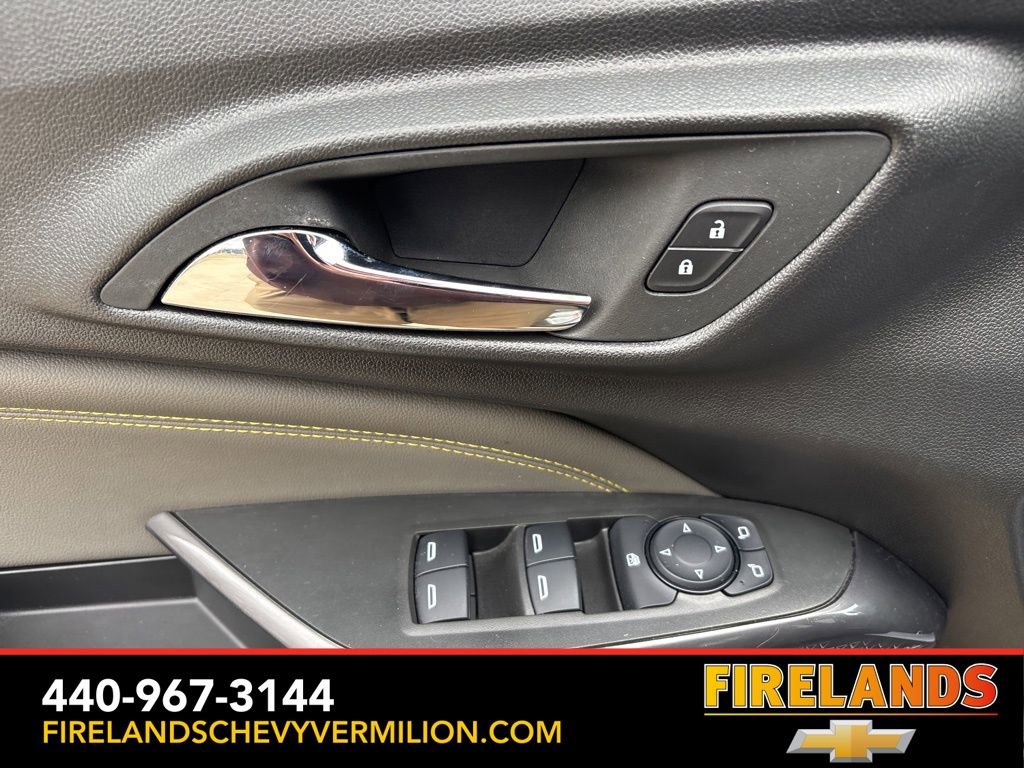 Certified 2025 Chevrolet Trax ACTIV w/ Sunroof Package image 15