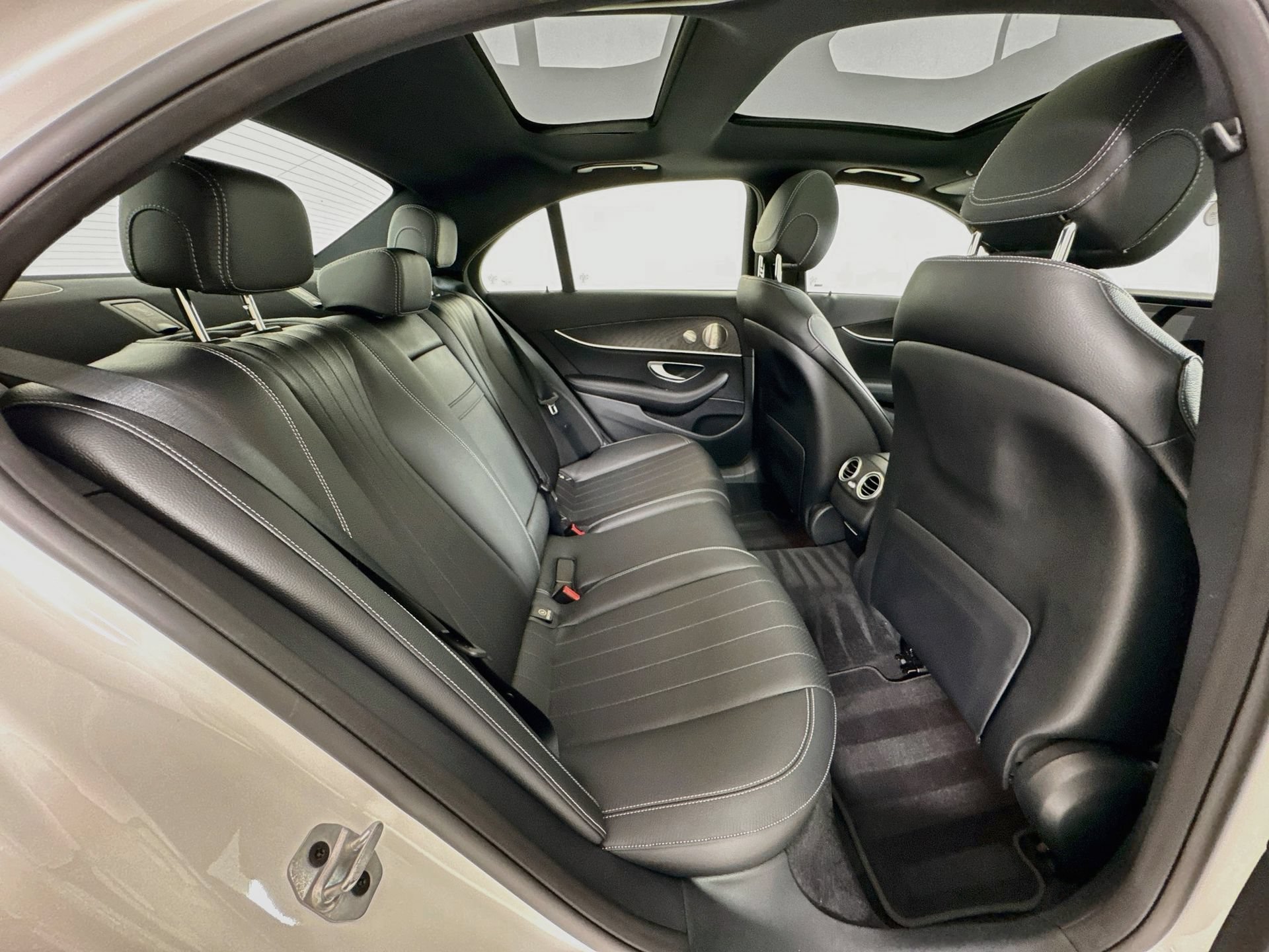 Certified 2022 Mercedes-Benz E 350 Sedan image 30
