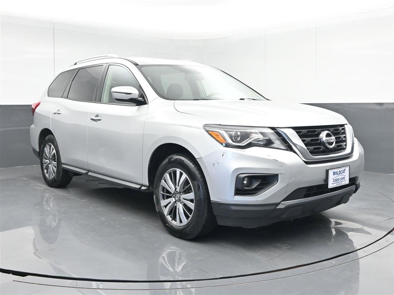 Used 2020 Nissan Pathfinder SV