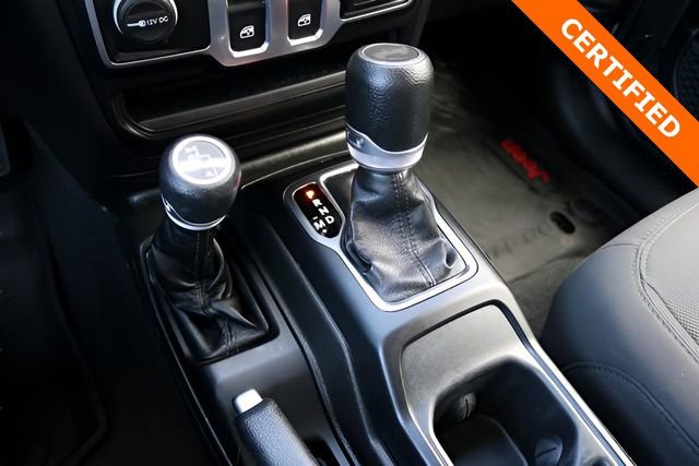 Used 2023 Jeep Wrangler Sport S image 21