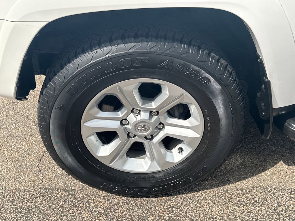 Used 2022 Toyota 4Runner SR5 Premium image 41