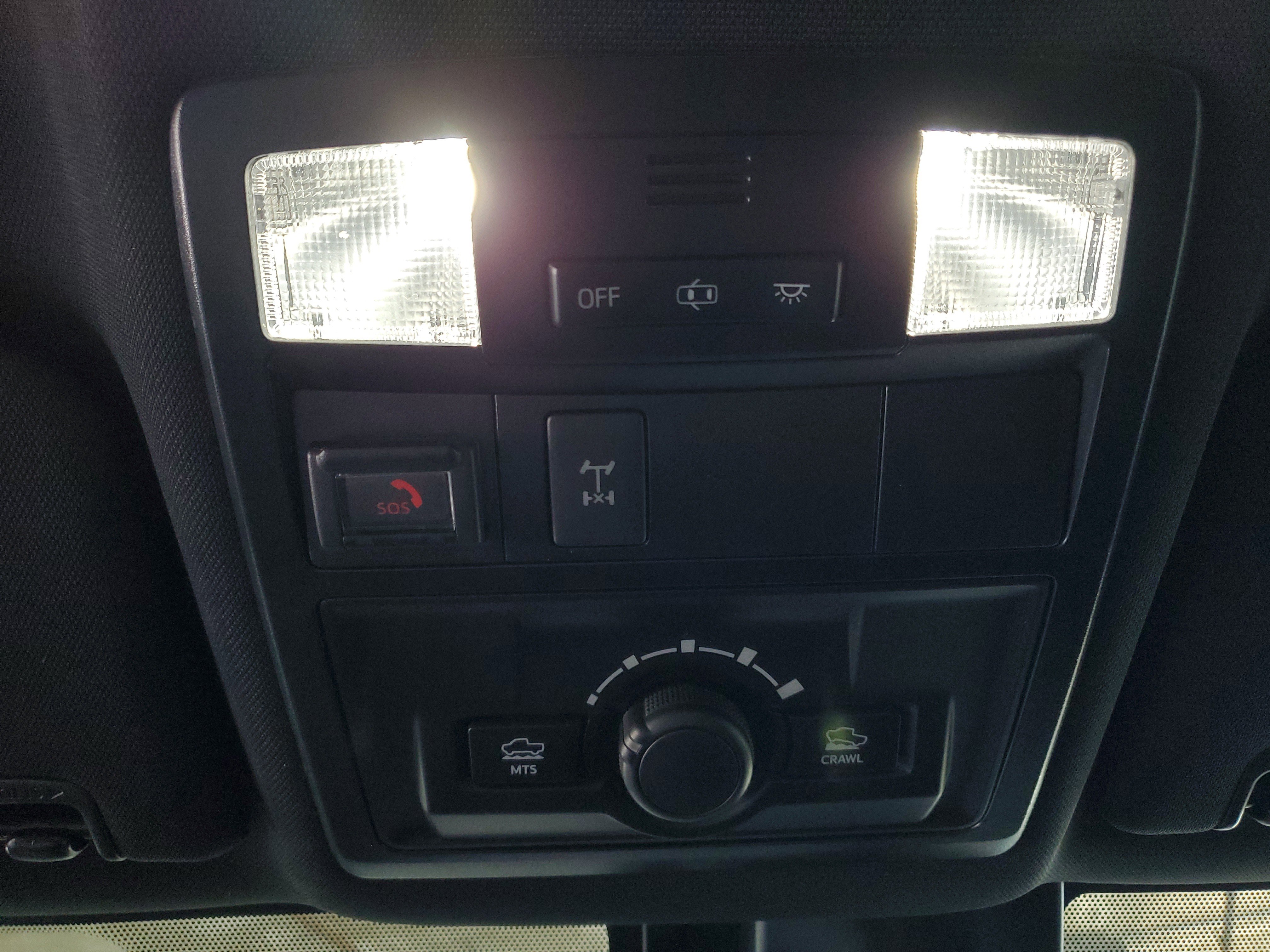 Used 2021 Toyota Tacoma TRD Off-Road w/ Technology Package AWD/4WD image 20