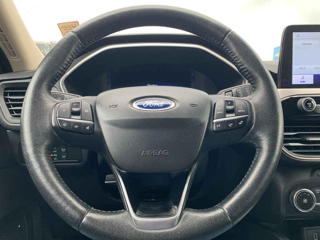 Used 2020 Ford Escape SE Sport image 5