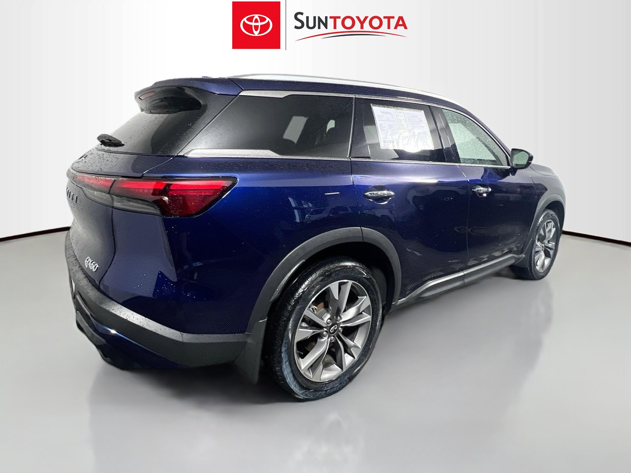 Used 2025 INFINITI QX60 Luxe w/ Vision Package AWD/4WD image 4