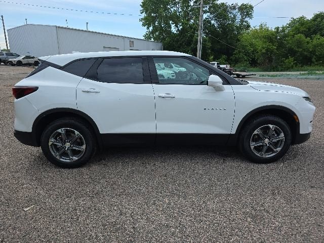 Certified 2025 Chevrolet Blazer LT FWD image 6