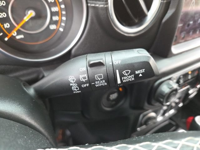Used 2020 Jeep Wrangler Unlimited Sahara w/ Dual Top Group AWD/4WD image 61