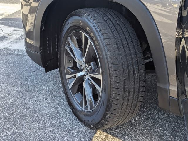 Used 2019 Toyota Highlander LE image 37