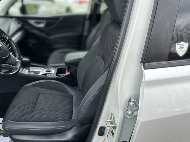 Used 2019 Subaru Forester Premium AWD/4WD image 13