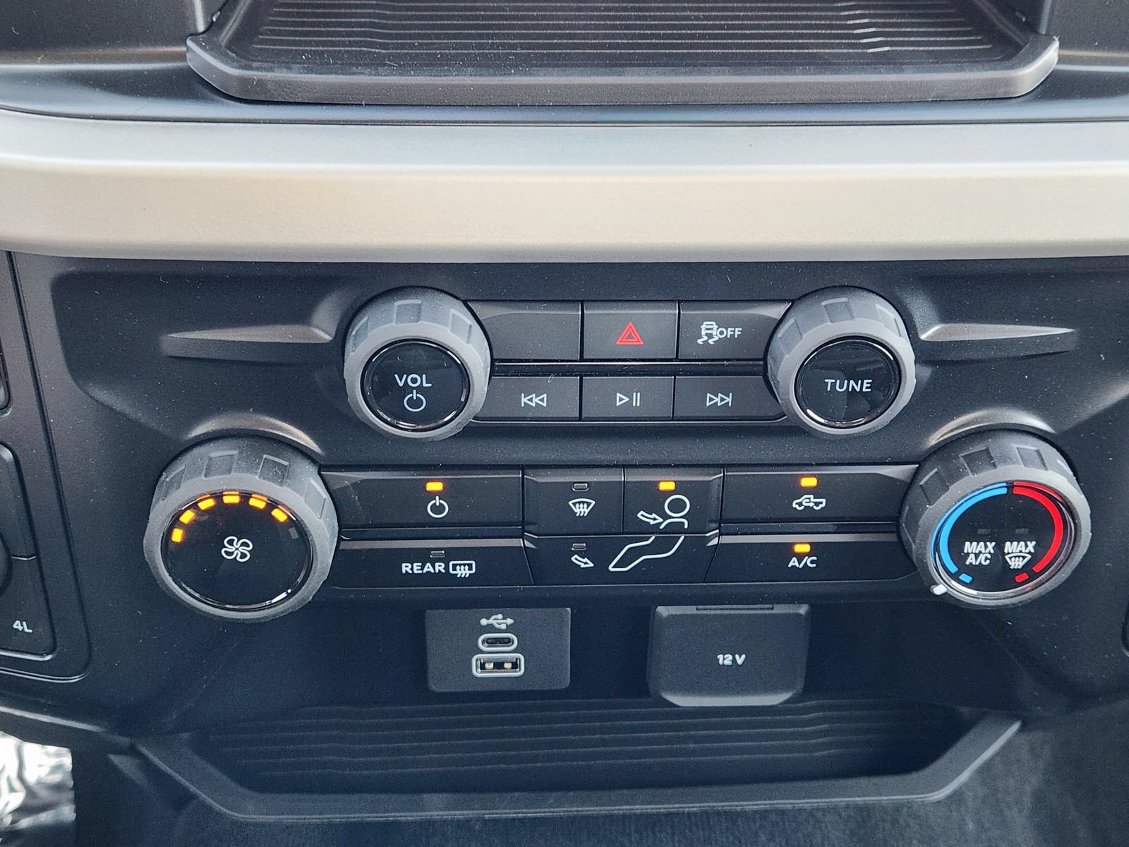 New 2026 Ford F350 XLT AWD/4WD image 19