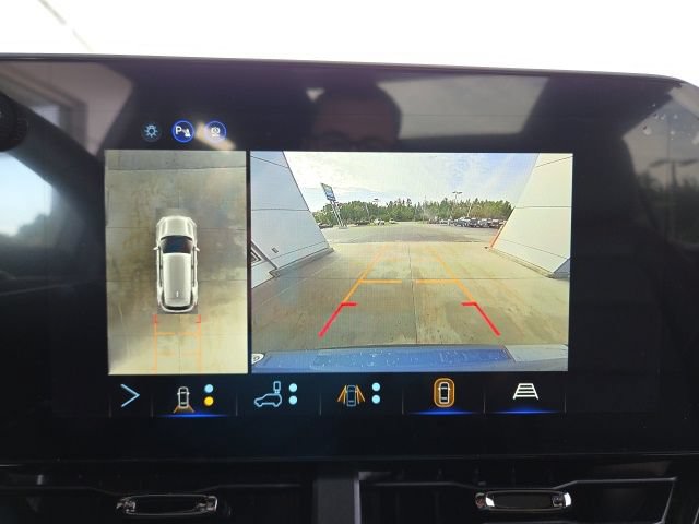 New 2027 Chevrolet Equinox RS w/ Safety and Technology Package AWD/4WD image 16