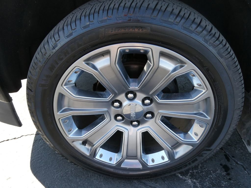 Used 2018 GMC Sierra 1500 Denali w/ Denali Ultimate Package image 10