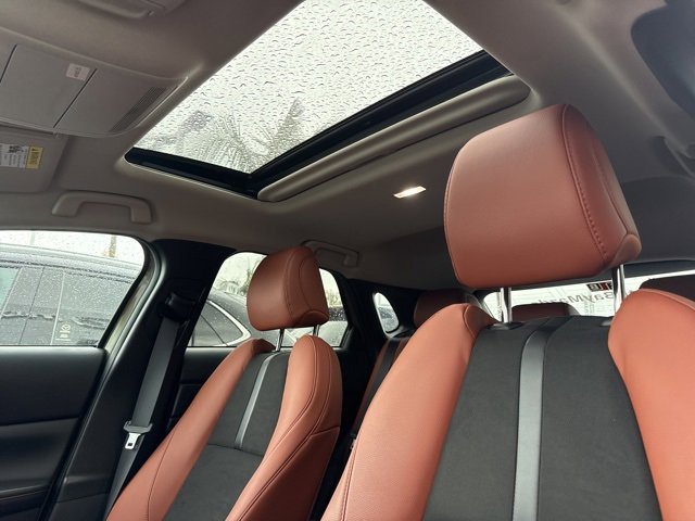 Certified 2025 MAZDA CX-30 Carbon image 5