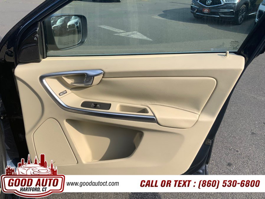 Used 2015 Volvo XC60 T5 Platinum FWD image 12