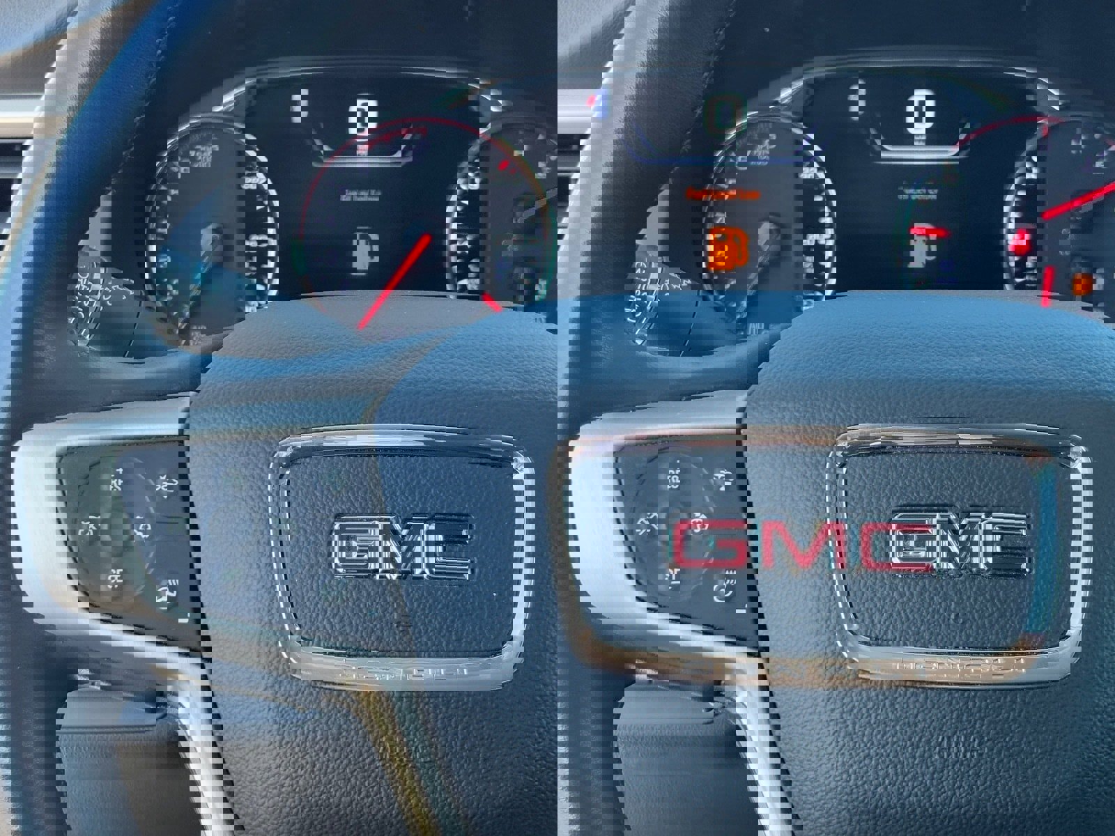 Used 2023 GMC Acadia Denali image 21