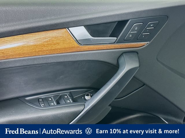 Used 2023 Audi Q5 2.0T Premium w/ Convenience Package AWD/4WD image 23