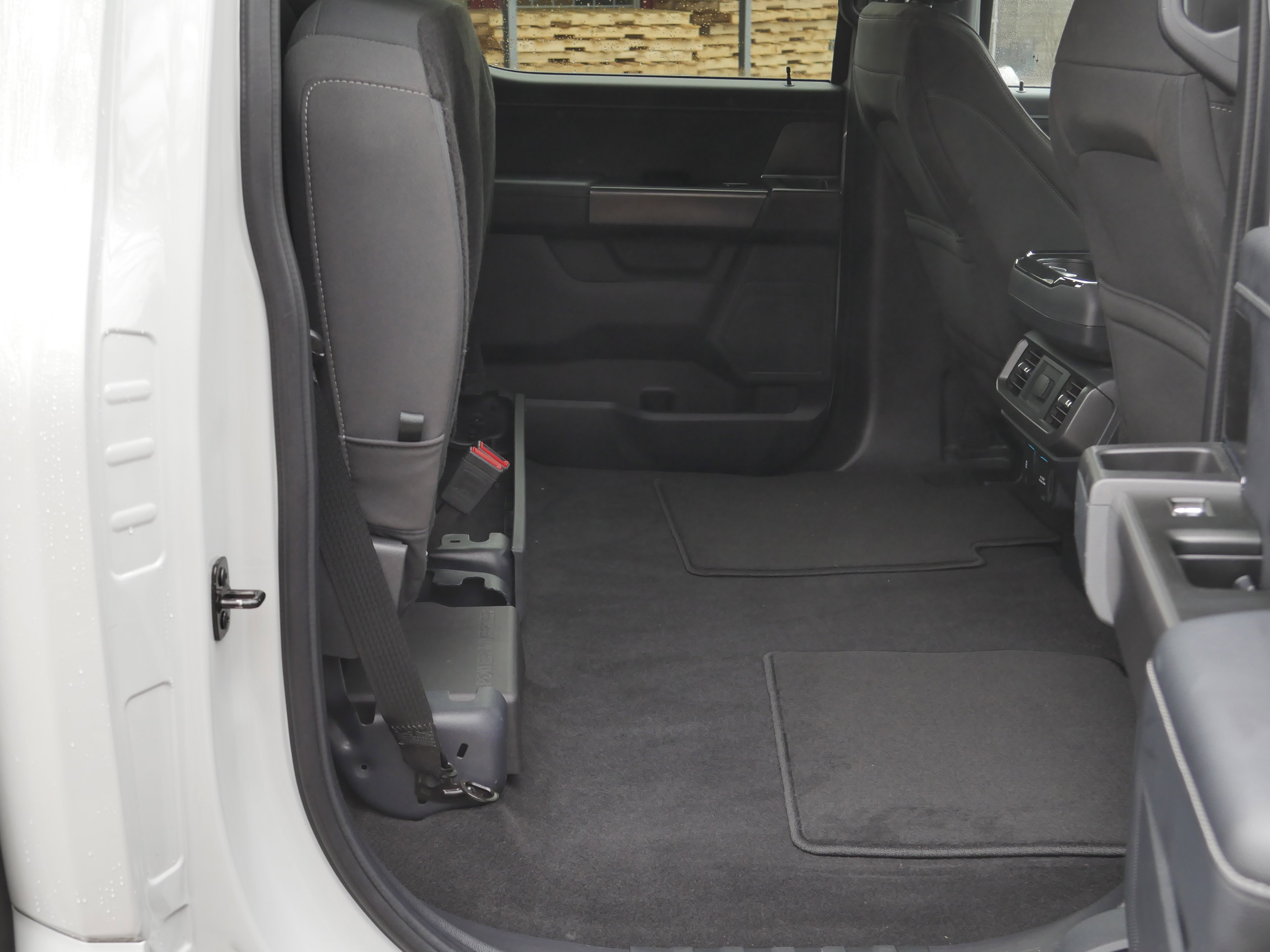 Certified 2024 Ford F150 XLT w/ Equipment Group 302A MID image 31