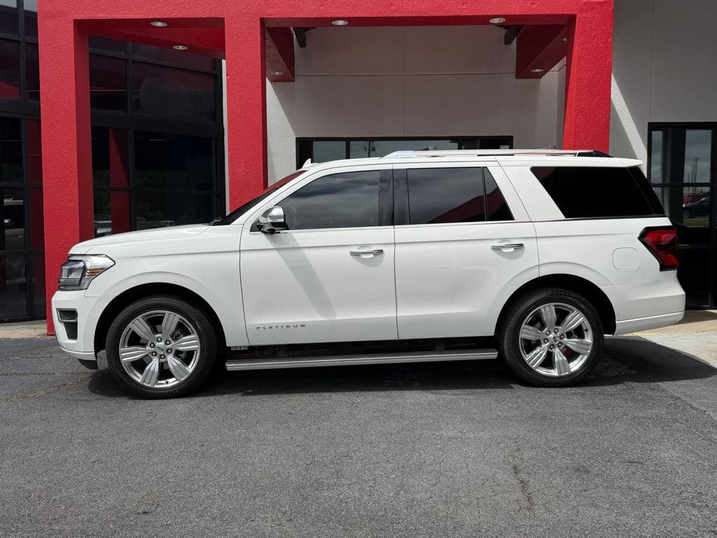Used 2022 Ford Expedition Platinum AWD/4WD image 4