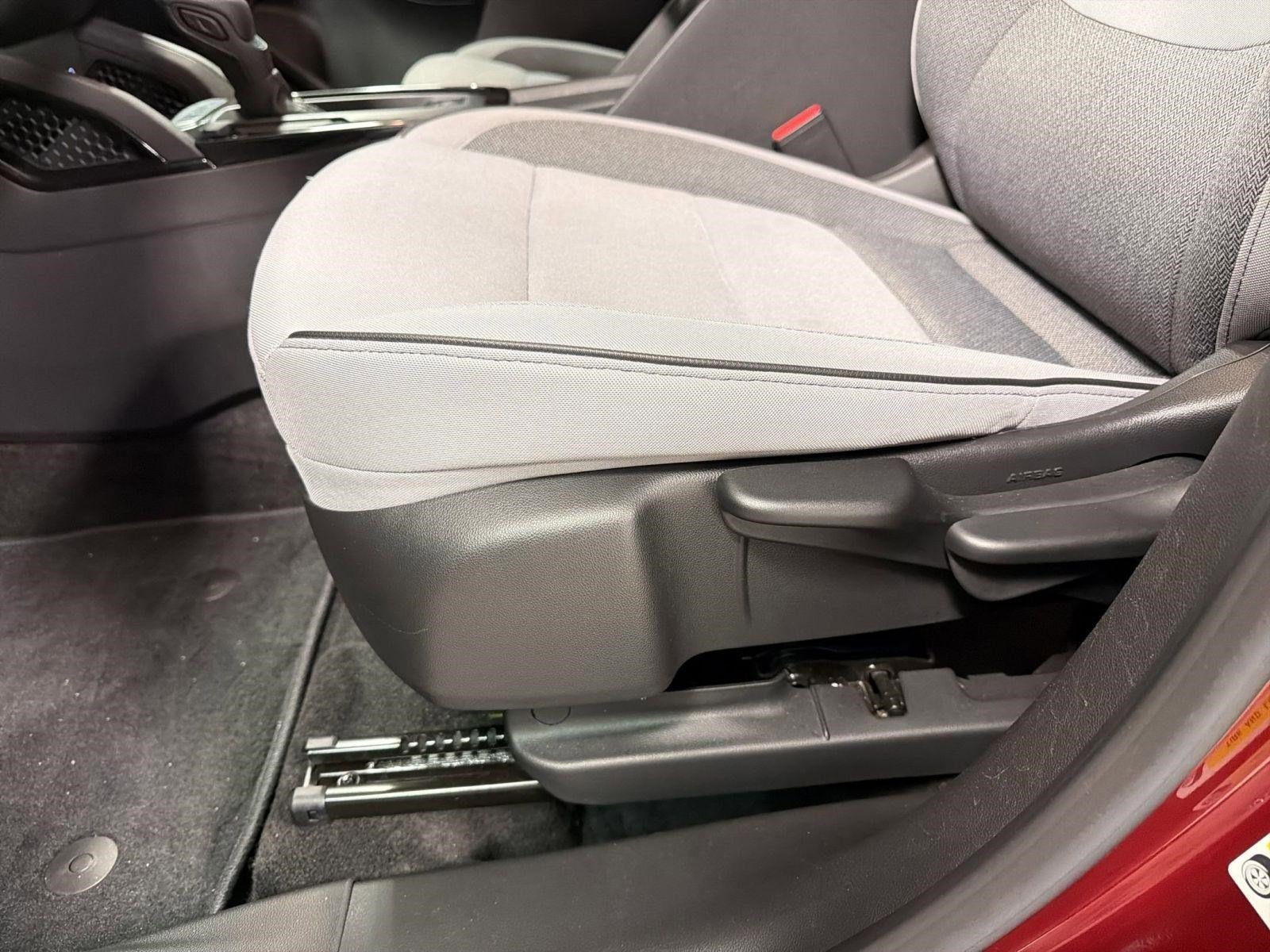 Used 2023 Chevrolet TrailBlazer LS image 14