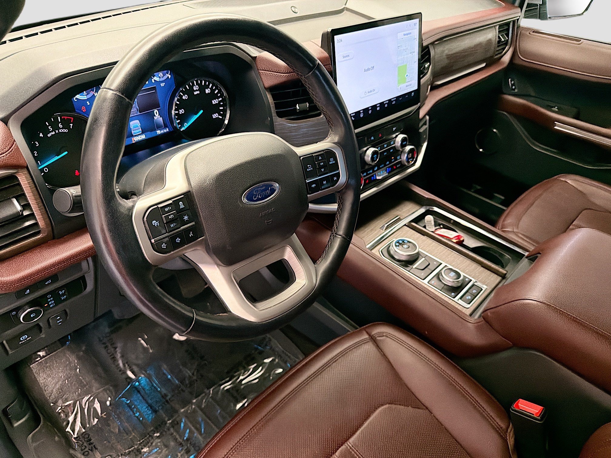 Used 2023 Ford Expedition Limited AWD/4WD image 7