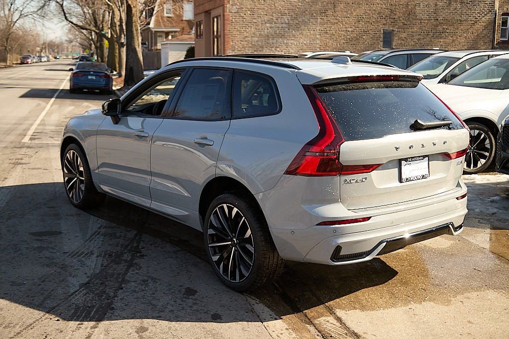 New 2026 Volvo XC60 B5 Ultra w/ Climate Package image 7