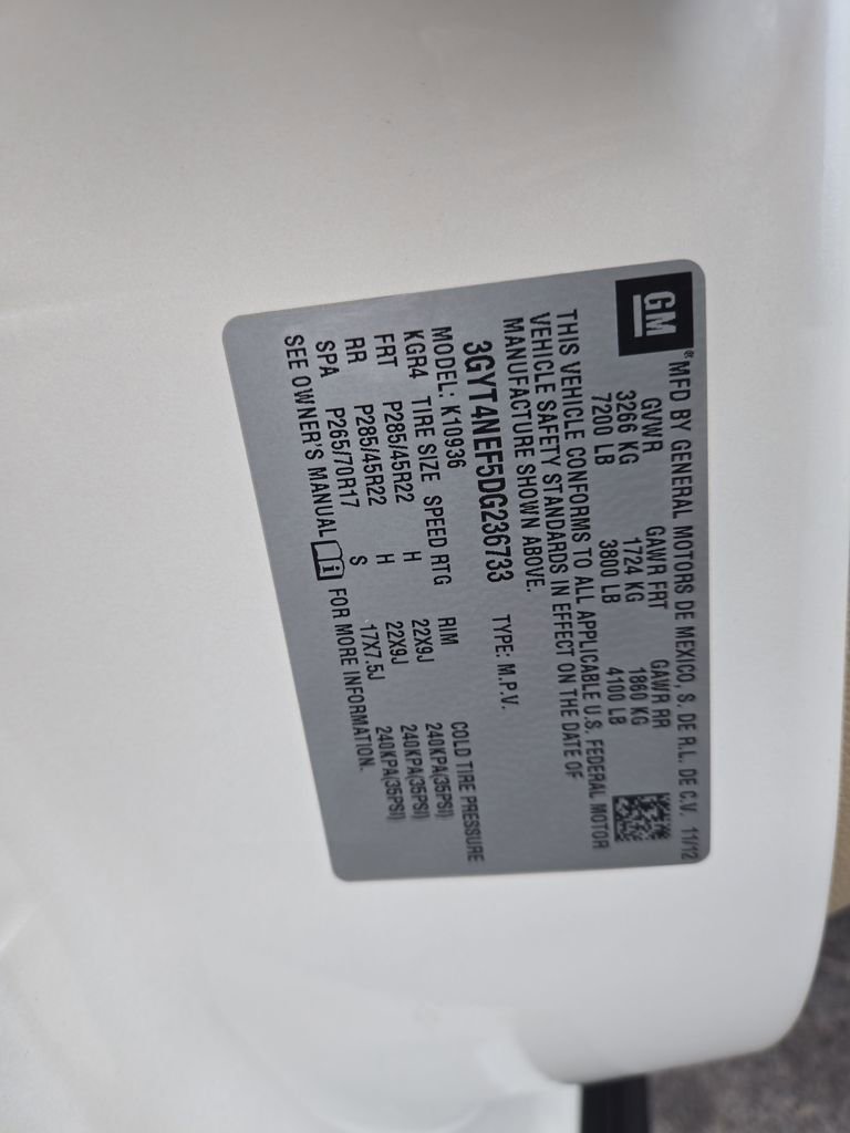 Used 2013 Cadillac Escalade EXT Premium image 32