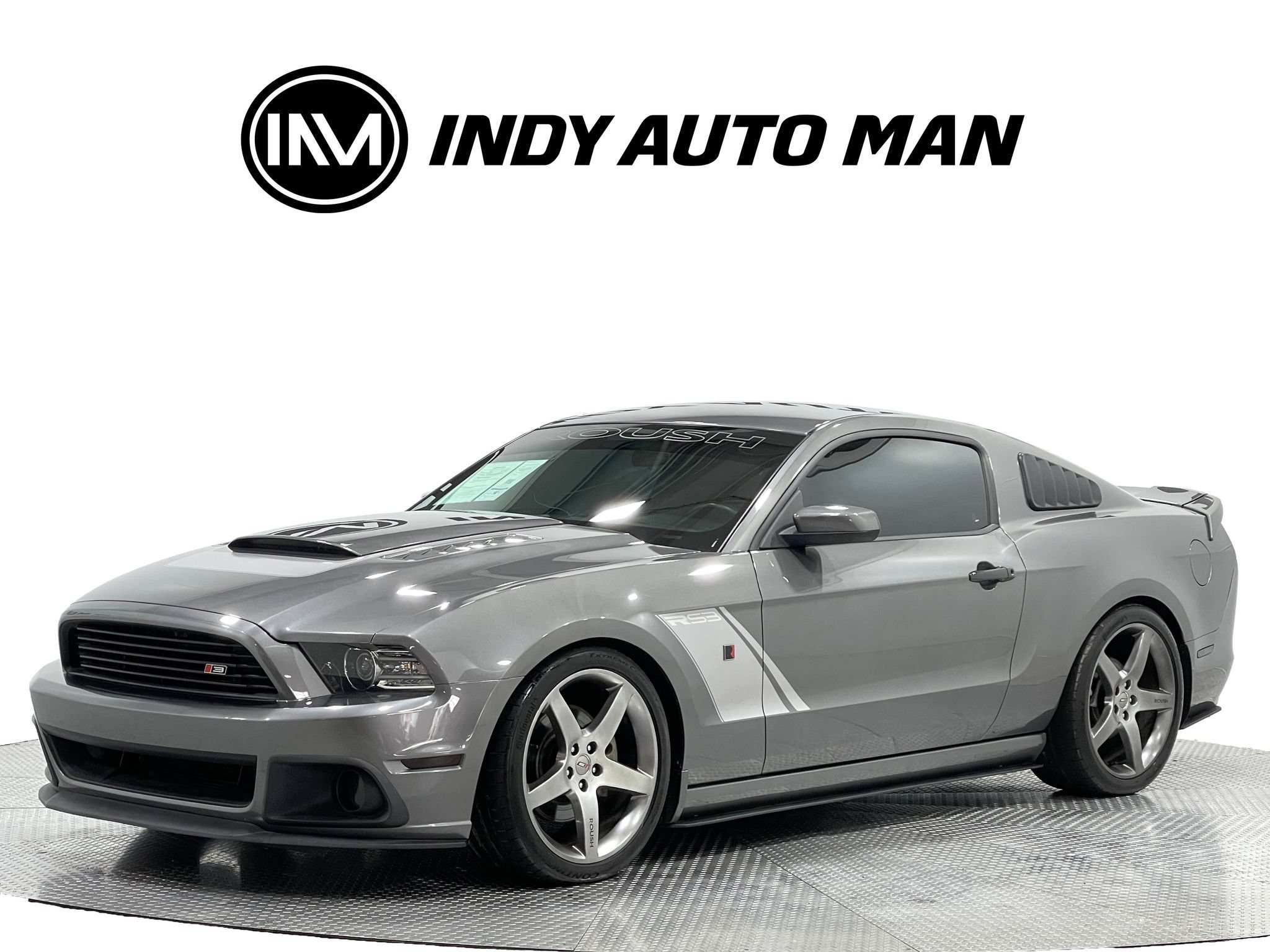 Used 2013 Ford Mustang GT RWD image 8